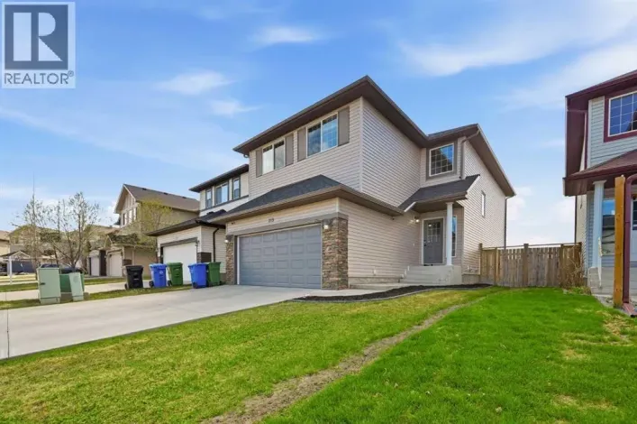 115 Everwoods Park SW, Calgary