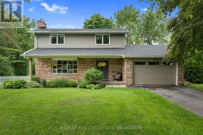 115 FAIRWAY HILL CRESCENT, Kingston