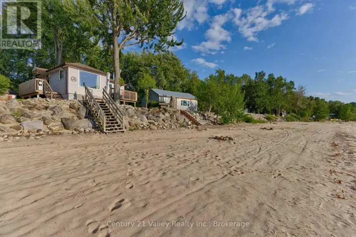 115 GREATVIEW TRAIL, Whitewater Region