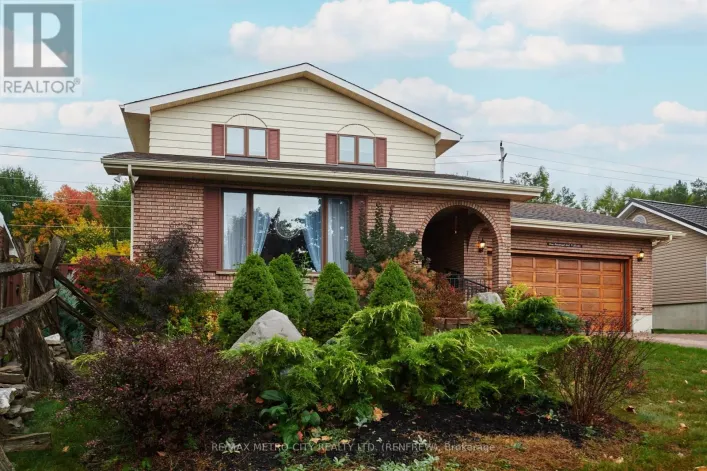 115 IVY AVENUE, Renfrew