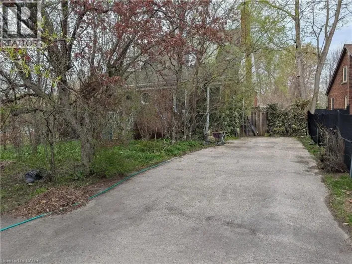 115 KING Street E, Stoney Creek