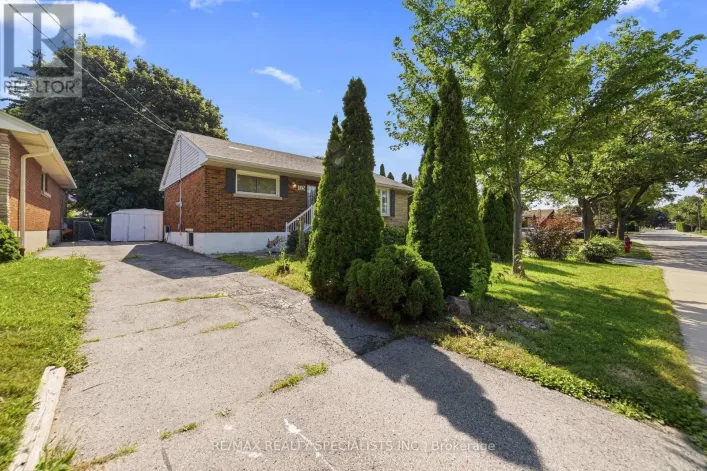 115 KINGS FOREST DRIVE, Hamilton