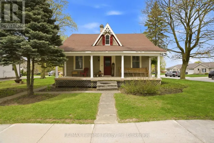 115 MAIN STREET N, Huron East