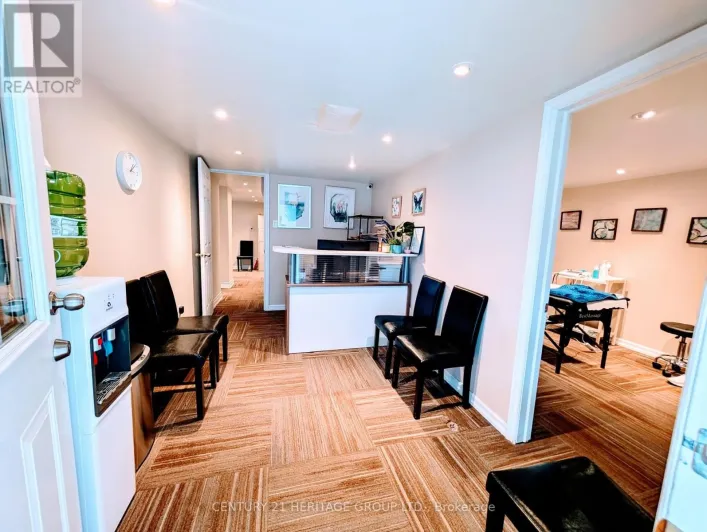 115 SHEPPARD AVENUE W, Toronto