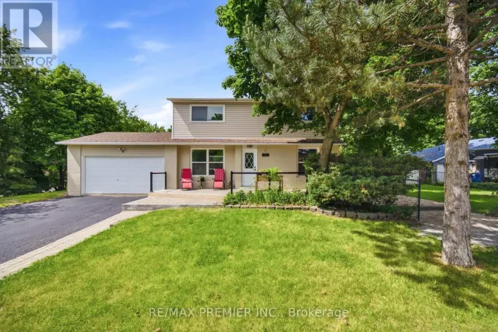 115 WILLIAM ROE BOULEVARD, Newmarket