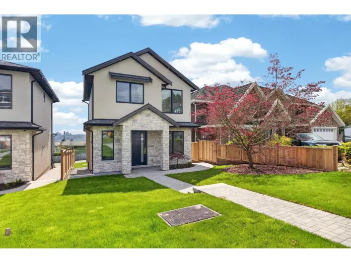 1150 CHARLAND AVENUE, Coquitlam