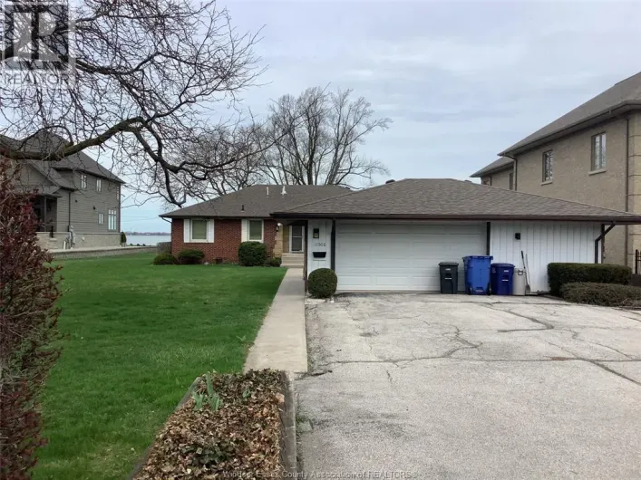 11506 RIVERSIDE, Windsor