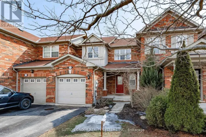 1152 RIDDELL CRESCENT, Milton