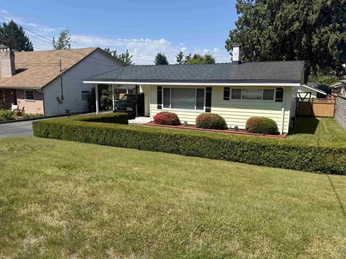 11525 96A AVENUE, Surrey