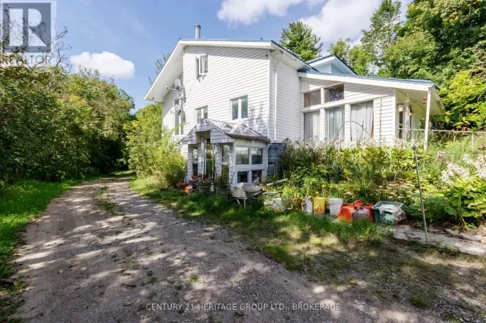 1153 HAROLD BURKE ROAD, Frontenac