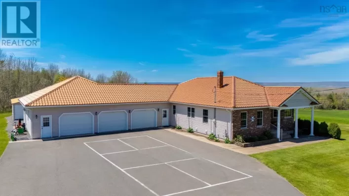 1153 Lockhart Mountain Road, Coldbrook