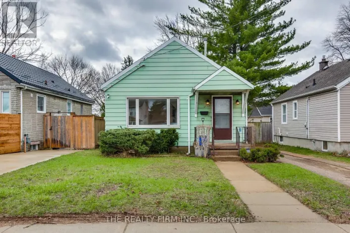 1153 TRAFALGAR STREET, London East