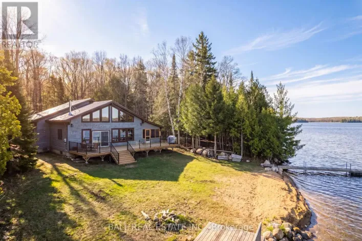 1154 SURVEYOR DRIVE, Highlands East