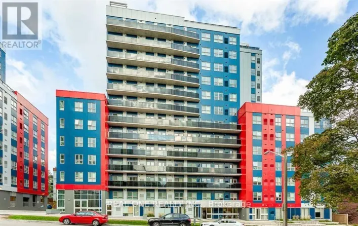 1156 - 258A SUNVIEW STREET, Waterloo