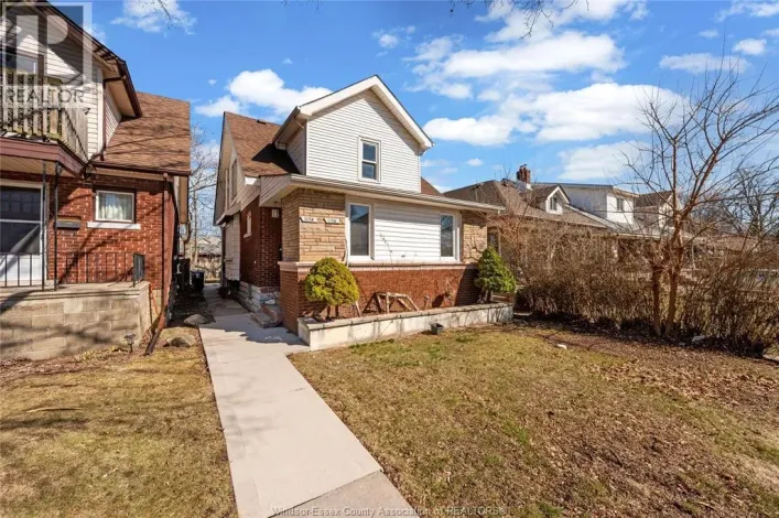 1156 ELM Unit# UPPER, Windsor