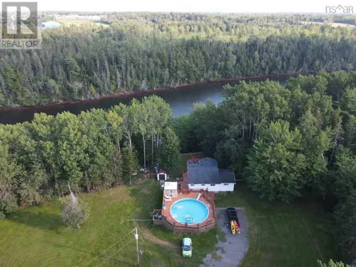 1156 Tattrie Settlement Road, French River