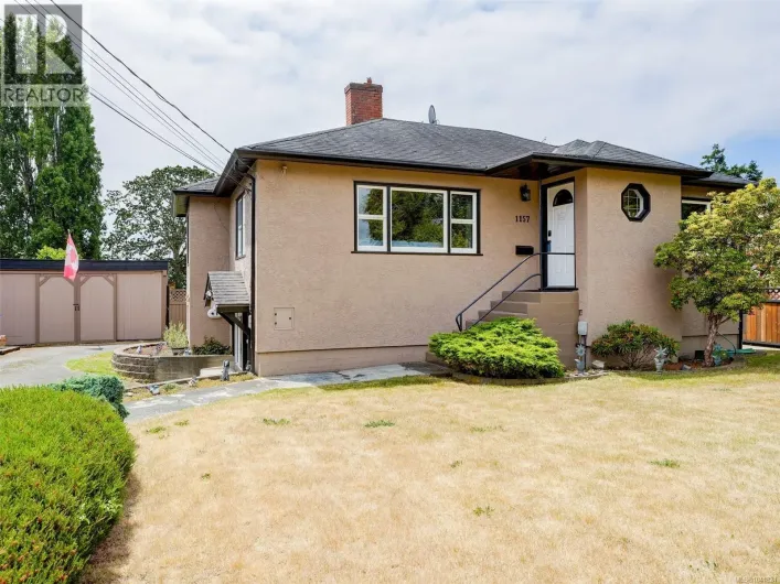 1157 Lyall St, Esquimalt