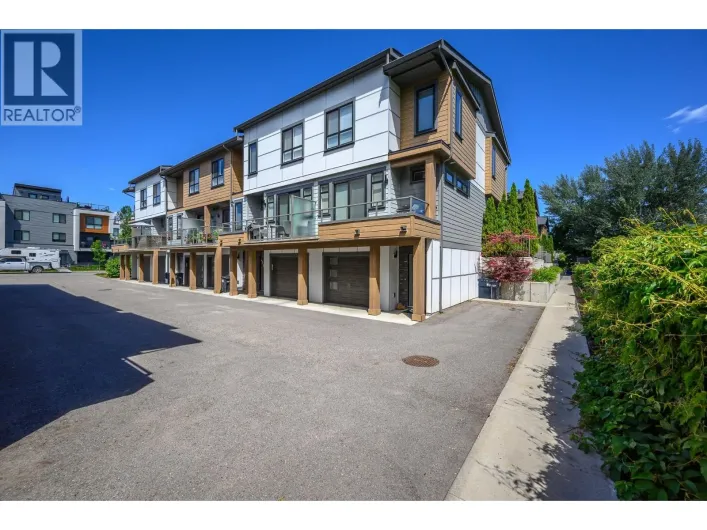 11581 Rogers Road Unit# 301, Lake Country