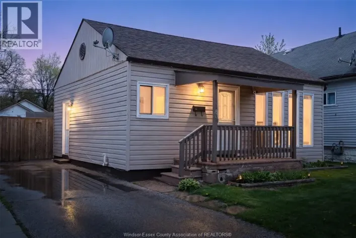 1159 FELIX AVENUE, Windsor