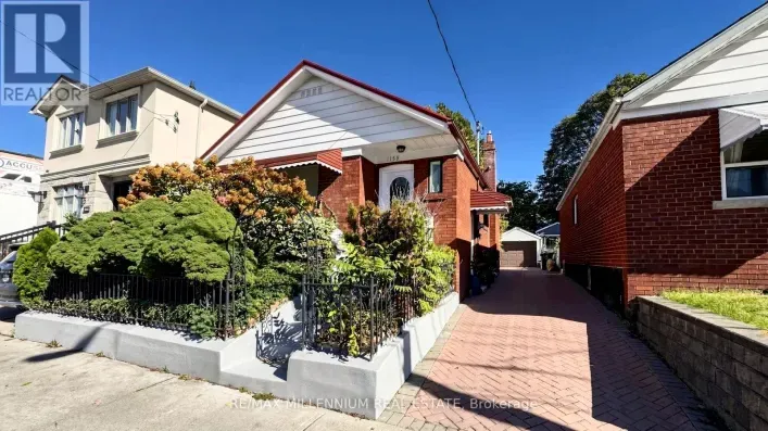 House for sale: 1159 WOODBINE AVENUE, Toronto