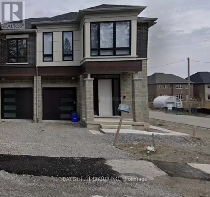 115B BOND CRESCENT, Richmond Hill