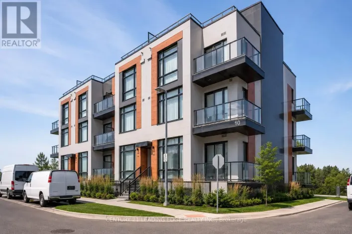 116 - 10 STECKLEY HOUSE LANE, Richmond Hill