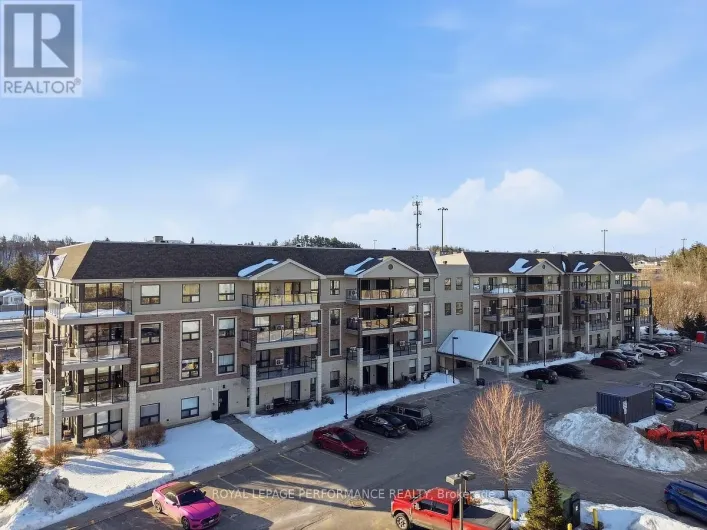 116 - 120 PRESTIGE CIRCLE, Ottawa