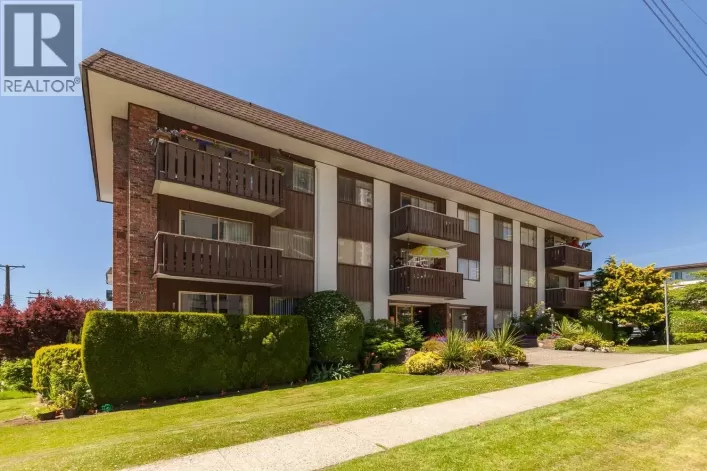 116 1345 CHESTERFIELD AVENUE, North Vancouver