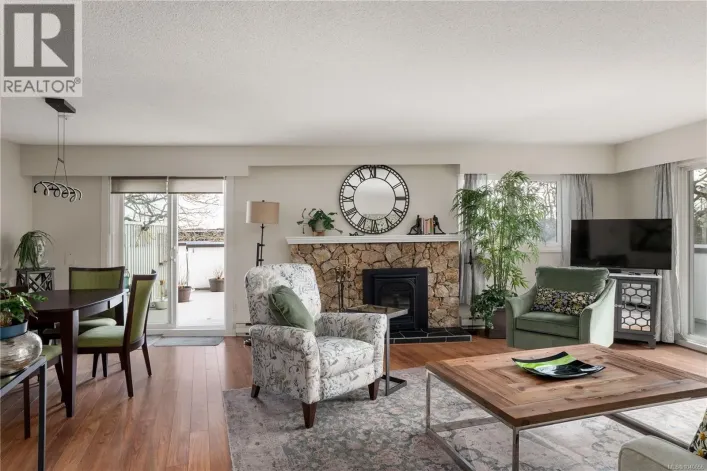 116 3962 Cedar Hill Rd, Saanich