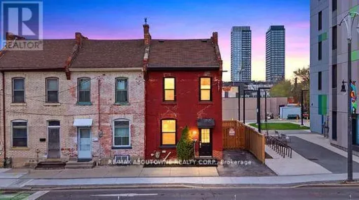 116 BAY STREET N, Hamilton