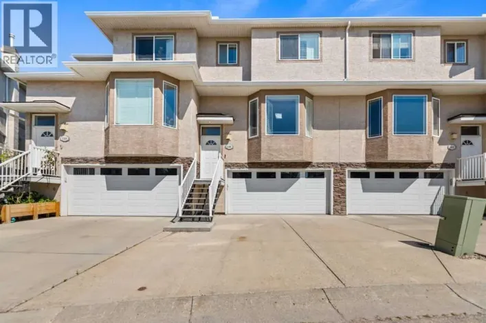 116 Country Hills Gardens NW, Calgary