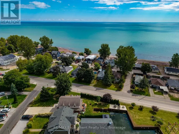 House for sale: 116 ERIE BOULEVARD, Norfolk