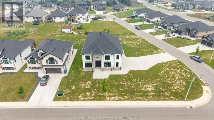 116 KINGSBRIDGE DRIVE, Amherstburg