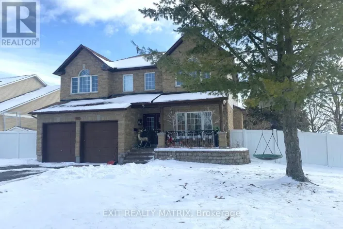 116 LAMADELEINE BOULEVARD, Russell