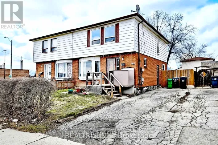 116 SUTHERLAND AVENUE, Brampton