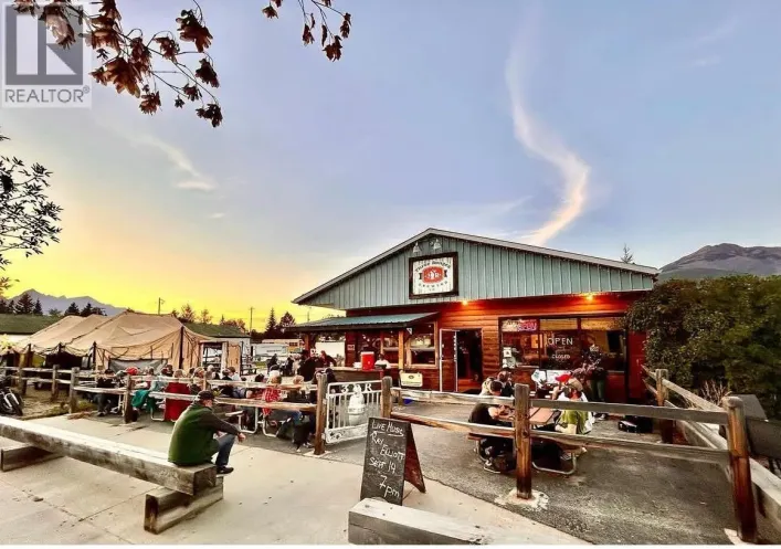 1160 5TH AVENUE, Valemount