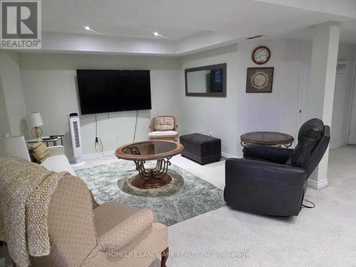 1160 WINDGROVE SQUARE, Pickering