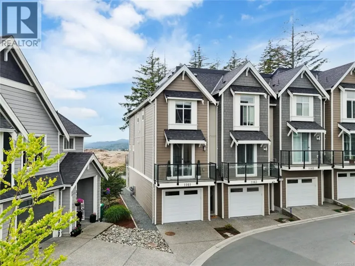 1161 Moonstone Loop, Langford