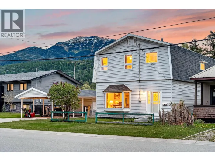 1162 5th Avenue, Fernie