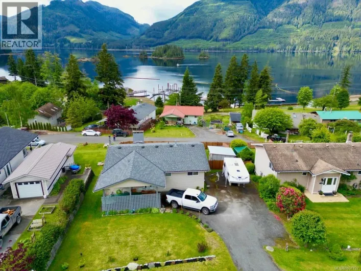 1162 Maquinna Ave, Port Alice