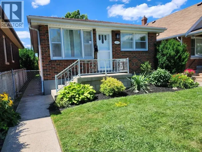 1163 JOSEPHINE, Windsor