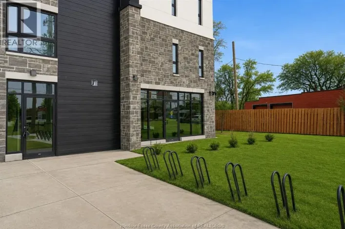 11646 TECUMSEH ROAD East Unit# CR 2, Windsor