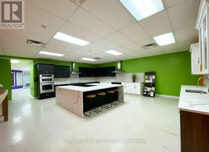 1165 WESTON ROAD, Toronto