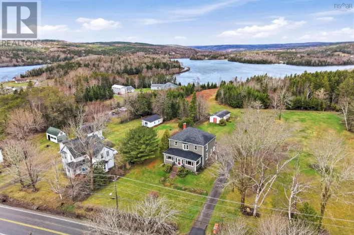 11659 Highway 16, Boylston