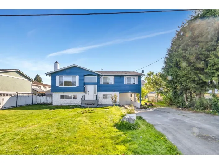 11664 88A AVENUE, Delta