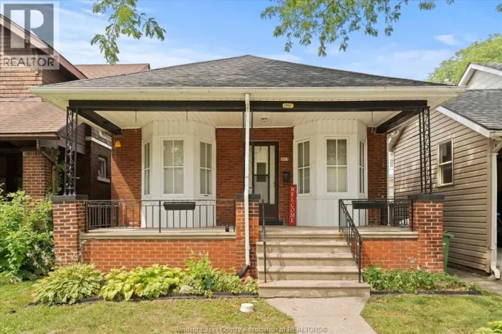 1167 BRUCE AVENUE, Windsor