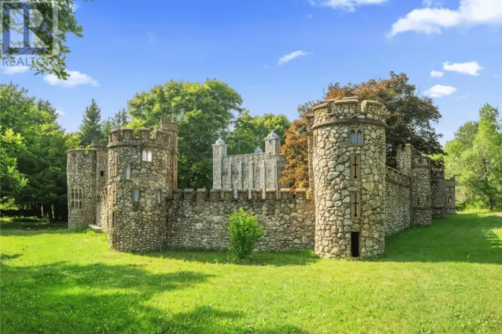 1168 Burlington Road, Burlington