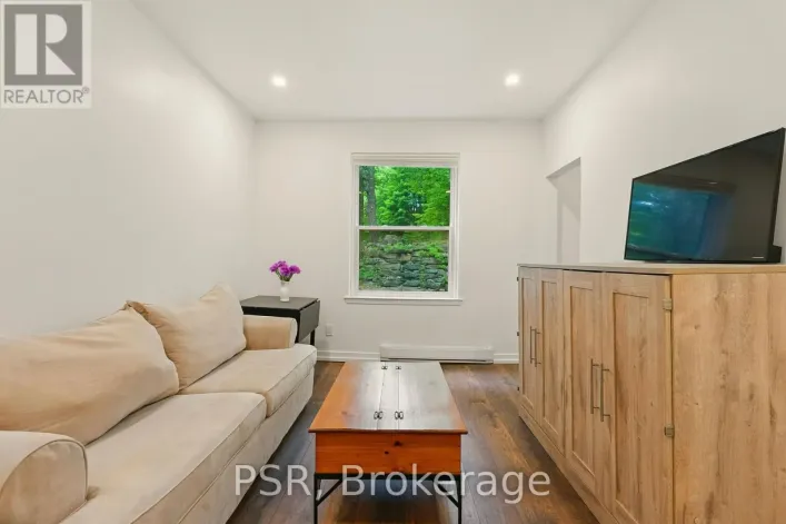 117 - 12 BIGWIN ISLAND, Lake of Bays