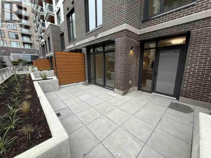 117 755 HARBOURSIDE DRIVE, North Vancouver