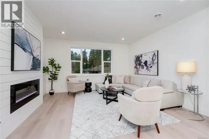 117 960 Jenkins Ave, Langford